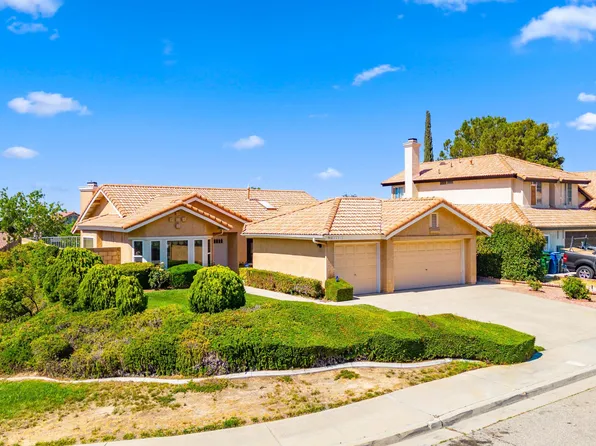 3031 Coyote Rd, Palmdale, CA 93550