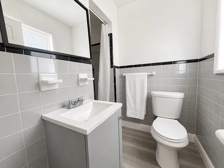 810 Bay Vista Blvd S — Photo 8