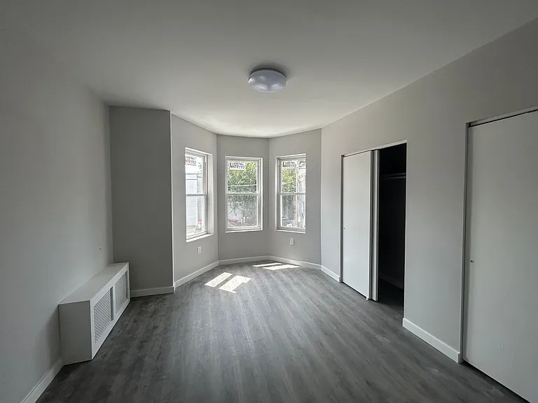 3115 F St — Photo 5
