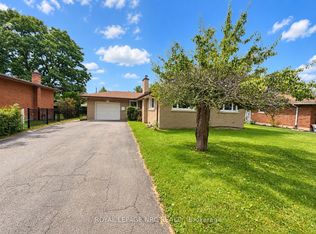 15 Springhead Gdns, Welland, ON L3C 5A7
