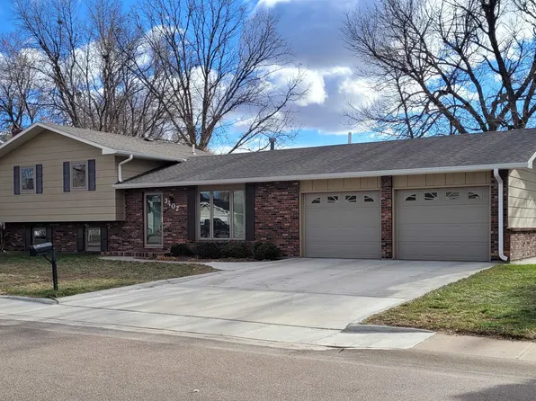 3402 W F STREET, North Platte, NE 69101