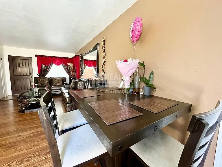 1599 S Mabry Way — Photo 6
