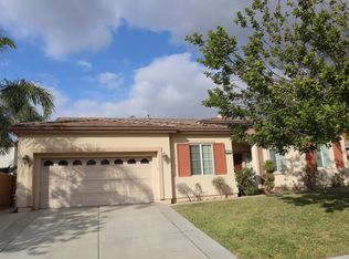 13822 Dearborn St, Corona, CA 92880