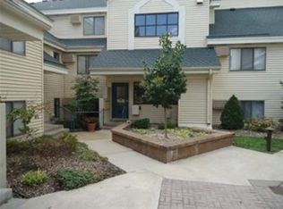 7615 Edinborough Way APT 4104, Edina, MN 55435