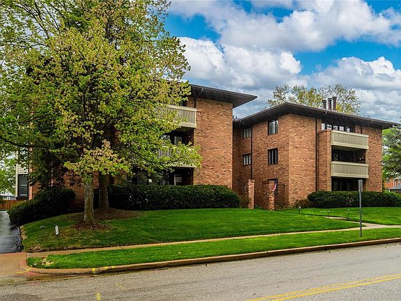 2nd image of 120 W Essex Ave APT 3C