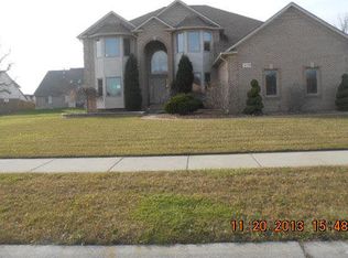 32254 Adam Brown Dr, Rockwood, MI 48173
