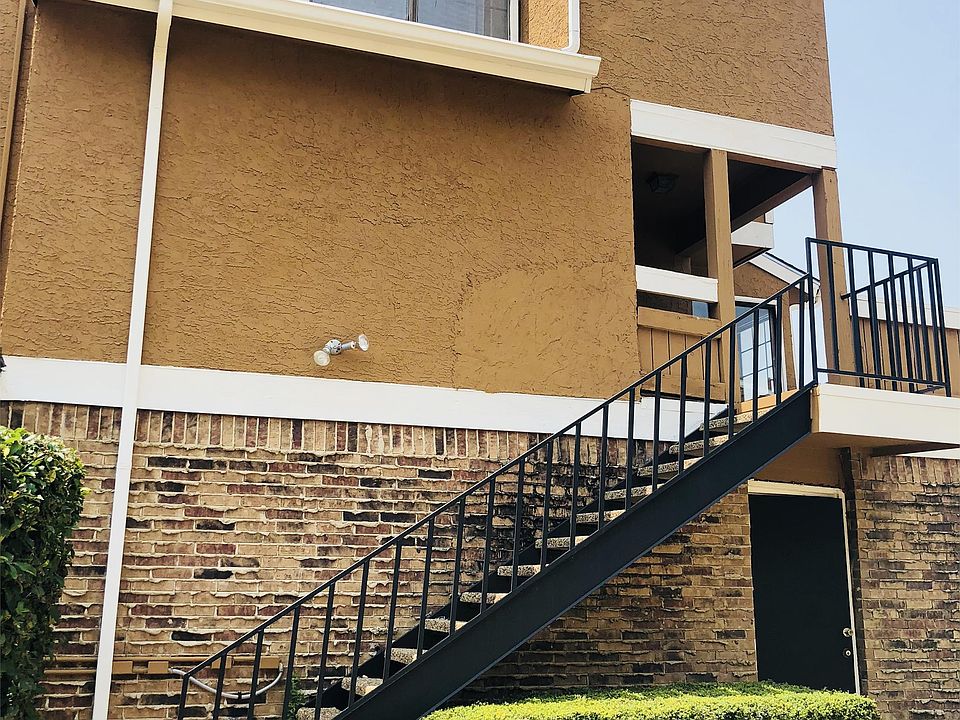 1st image of 2104 Remington St #12A