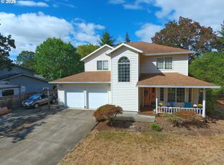 455 Grey Cliffs Dr, Saint Helens, OR 97051