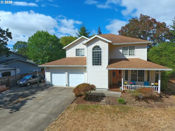 455 Grey Cliffs Dr, Saint Helens, OR 97051