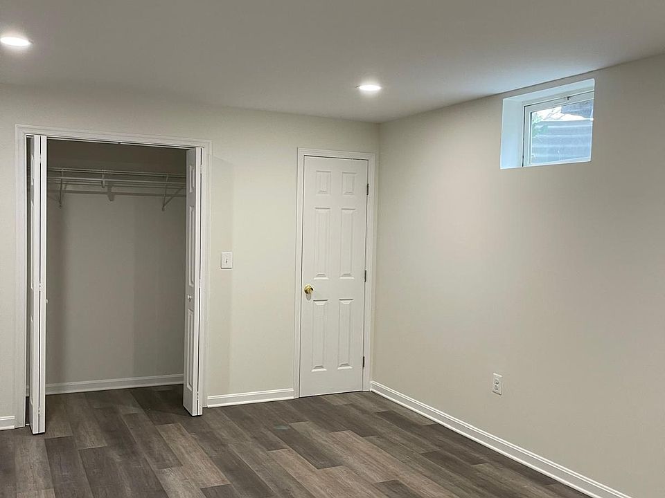 1st image of 109 Ellingwood Ln