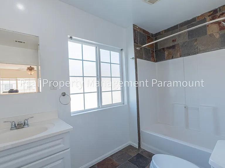 3248 W. 111th Street — Photo 13