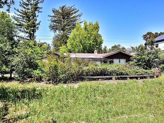 5th image of 909 E Napa Street