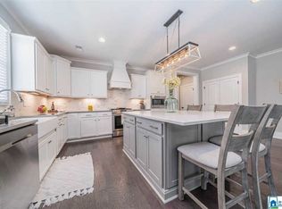 2800 Falliston Ln, Hoover, AL 35080