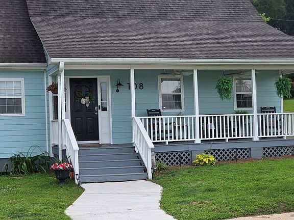 3rd image of 108 Lakeshore Dr