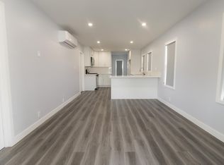 1102 W 109th Pl, Los Angeles, CA 90044