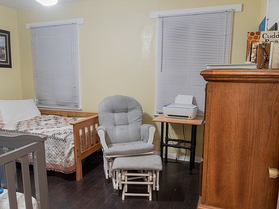 5th image of 1206 Harris St