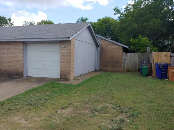 1105 Windy Trl #B, Austin, TX 78758