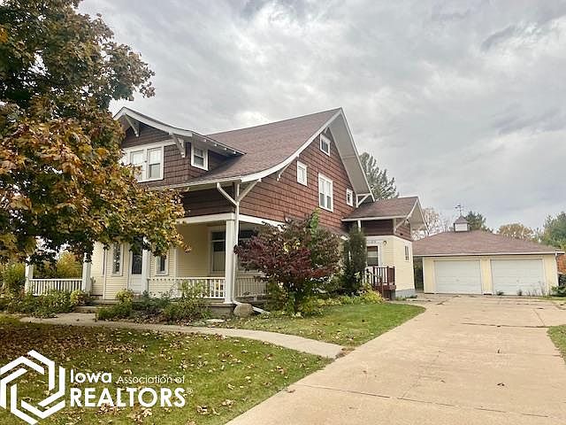 1st image of 1105 N Palm Ave