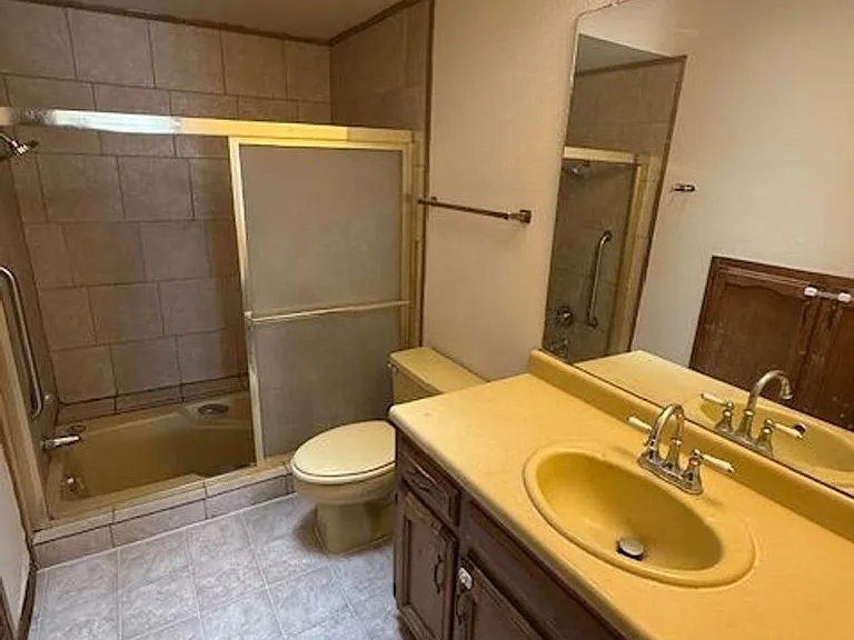 23 Lakeshore Dr NE — Photo 15
