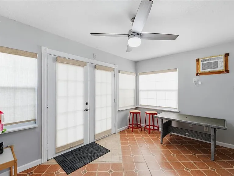 2976 Stillwater Dr — Photo 25