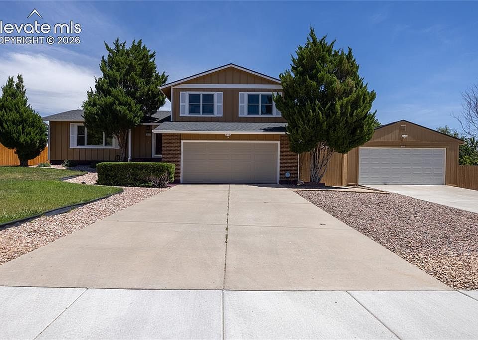 1st image of 3433 Oak Creek Dr W