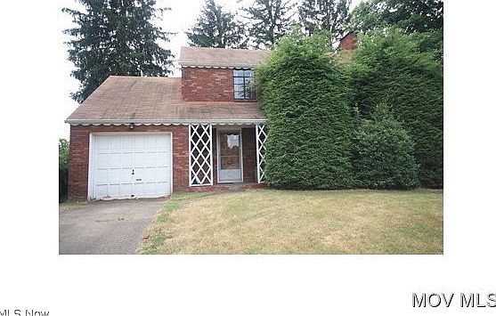 1st image of 800 W Virginia Ave