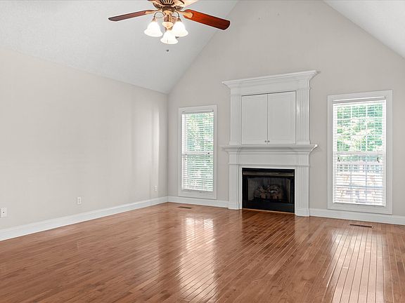 2nd image of 381 Big Cedar Dr