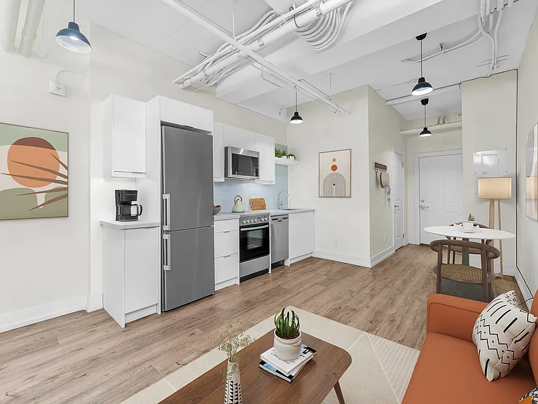 245 Logan Ave — Photo 7
