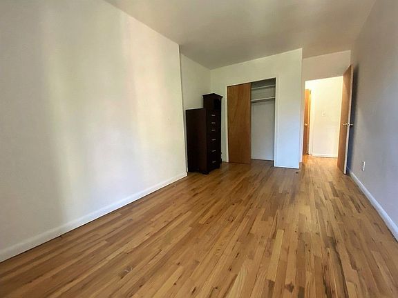 5th image of 63 Saint Marks Pl APT 4B