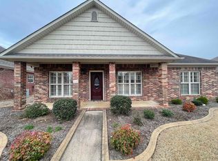 3015 Robert Ott Cir, Conway, AR 72034