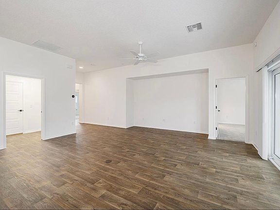 5th image of 4086 Burgess Dr