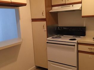 113 Cluff Crossing Rd APT 4, Salem, NH 03079