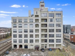 5850 Centre Ave APT 215, Pittsburgh, PA