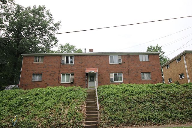 1st image of 1434 Front St.