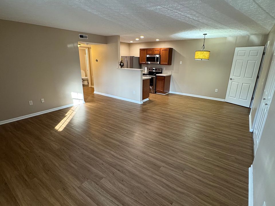 1st image of 5343 Cypress Chase