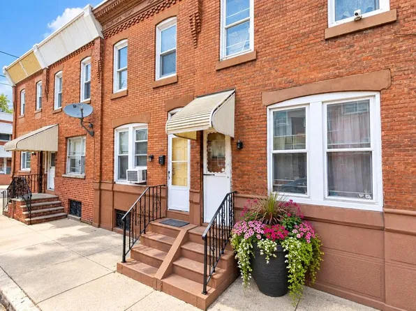 2007 S Cleveland St, Philadelphia, PA 19145