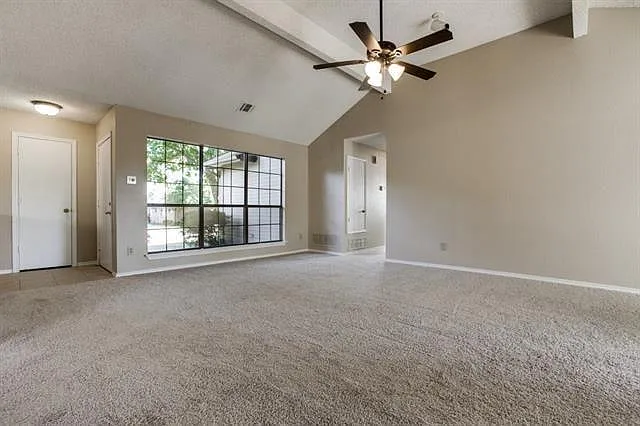 404 Tucson Ct — Photo 10