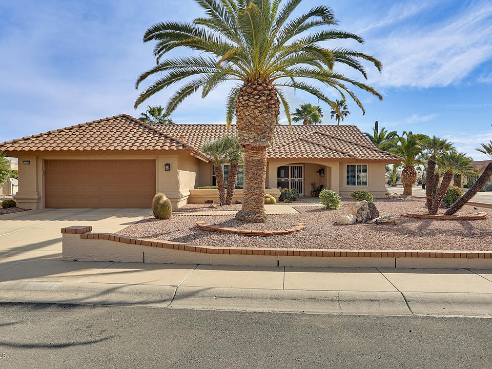 1st image of 13528 W Pavillion Dr