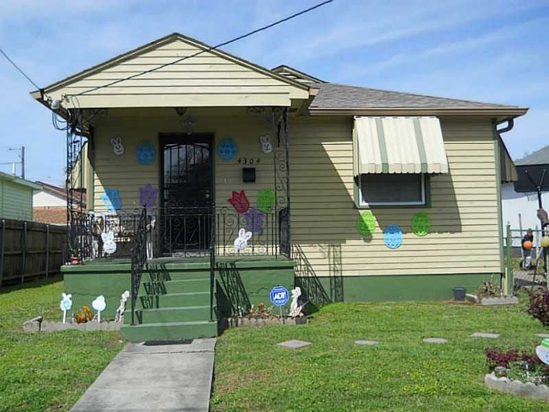 1st image of 4304 Van Ave