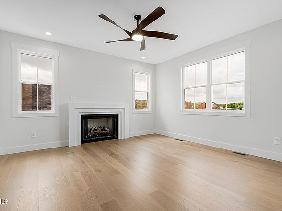 5th image of 50 Glaze Farm Way