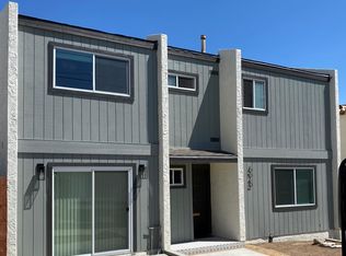 525 25th St, Hermosa Beach, CA 90254