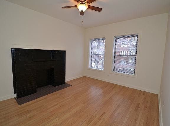 3rd image of 905 W Agatite Ave APT 2