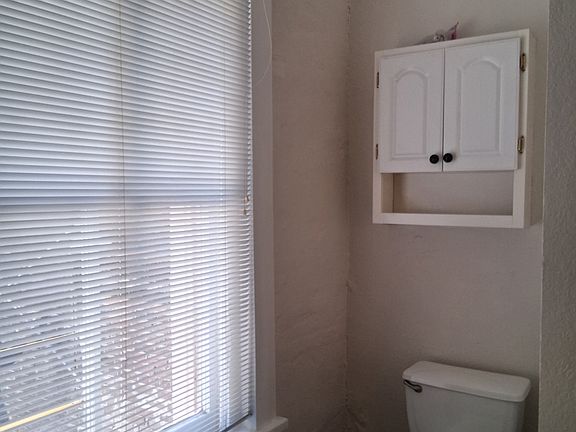 4th image of 2227 Post Office St APT 5