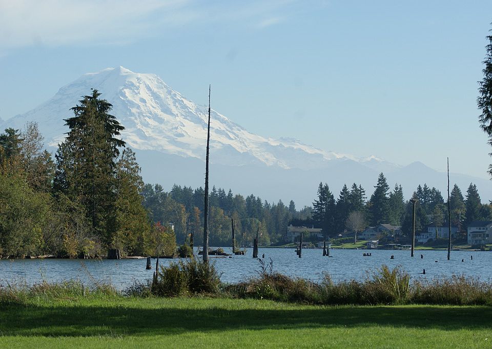 1st image of 21005 Snag Island Dr E