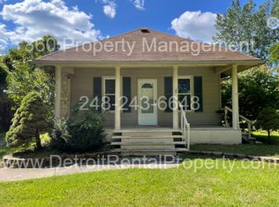 25800 Gatz St, Harrison Township, MI 48045