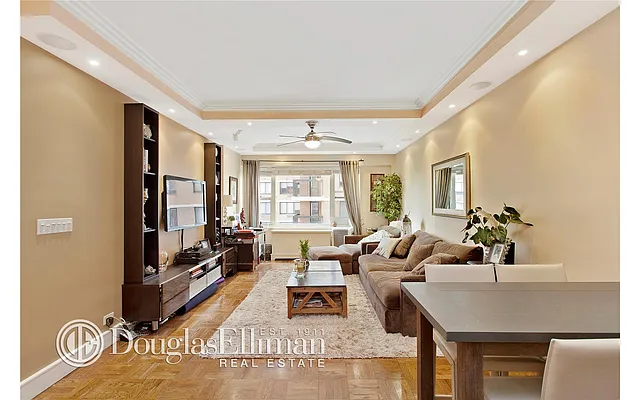 Rented by Douglas Elliman | media 14
