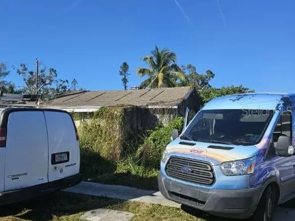 530 28th Ave W, Bradenton, FL 34205