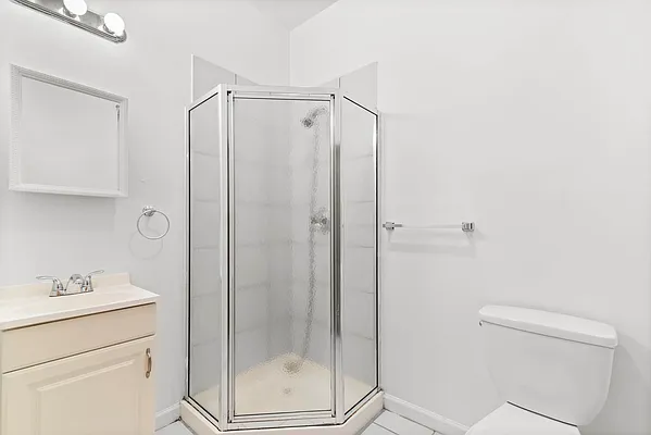 Rented by Corcoran | media 17