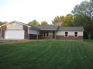 1636 N Fresh Air Ave, Albion, IN
