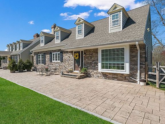 4th image of 119 Timber Ridge Rd